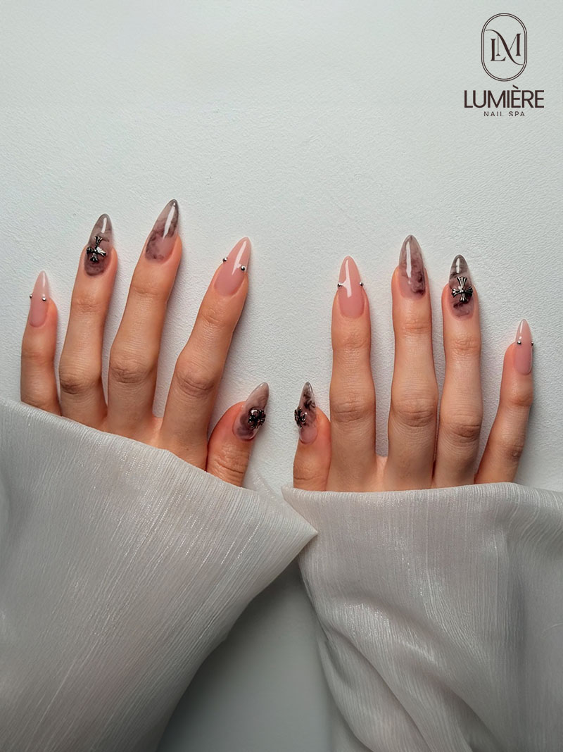 Lumière Nail Spa