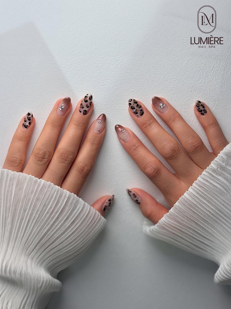 Lumière Nail Spa